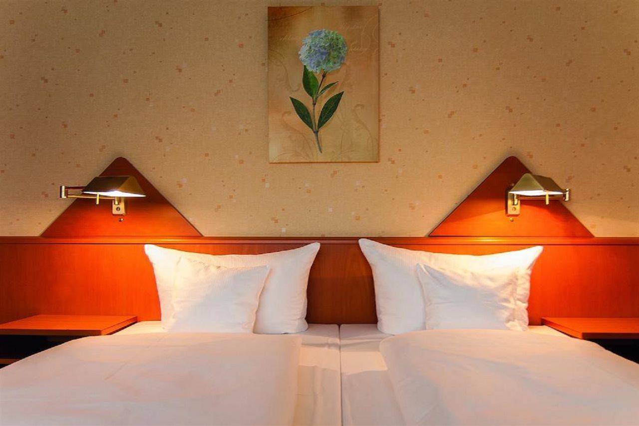 Itm Hotel Deutsches Haus ハンブルク エクステリア 写真