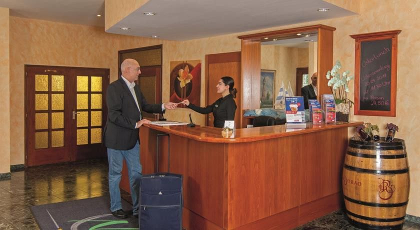 Itm Hotel Deutsches Haus ハンブルク エクステリア 写真