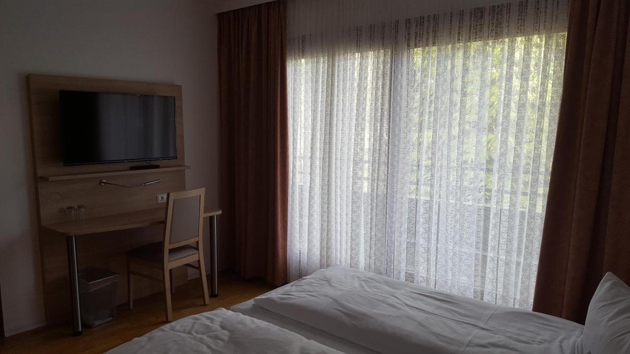 Itm Hotel Deutsches Haus ハンブルク エクステリア 写真